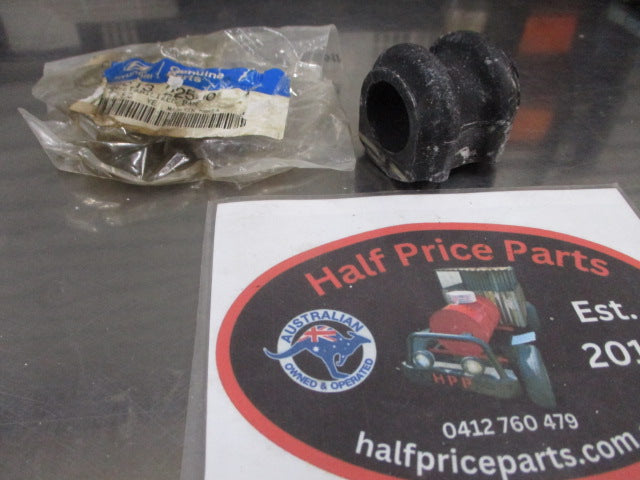 Hyundai Accent Genuine Stabilizer Bar Bush New Part