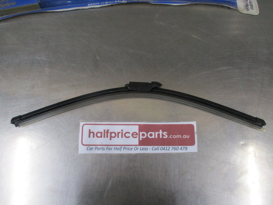 ACDelco Multi Fit Beam Blade 600mm/24 Inch Replacement Wiper - New Part .