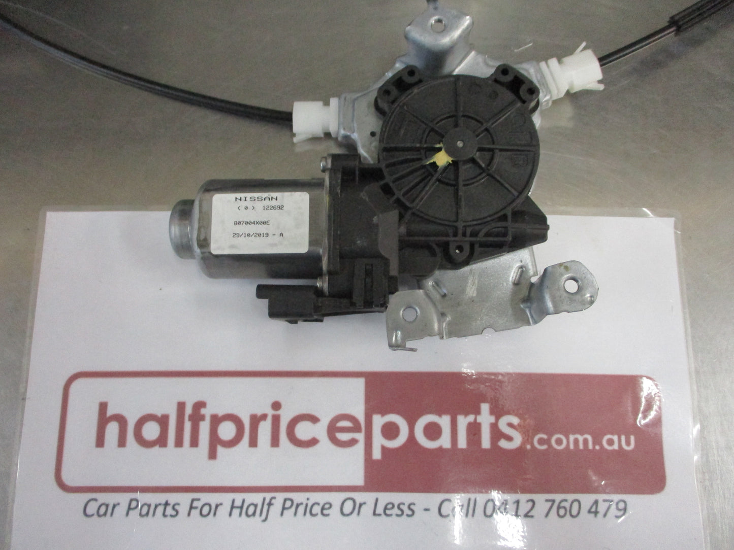 Nissan Navara D40M/R51 Pathfinder Genuine Drivers Front Door Window Regulator New Part