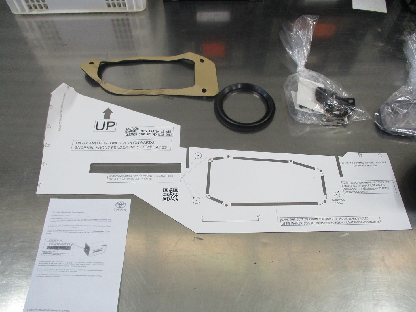 Toyota Hilux SR5 Genuine 'Wide Body Type' Snorkel Kit New Part