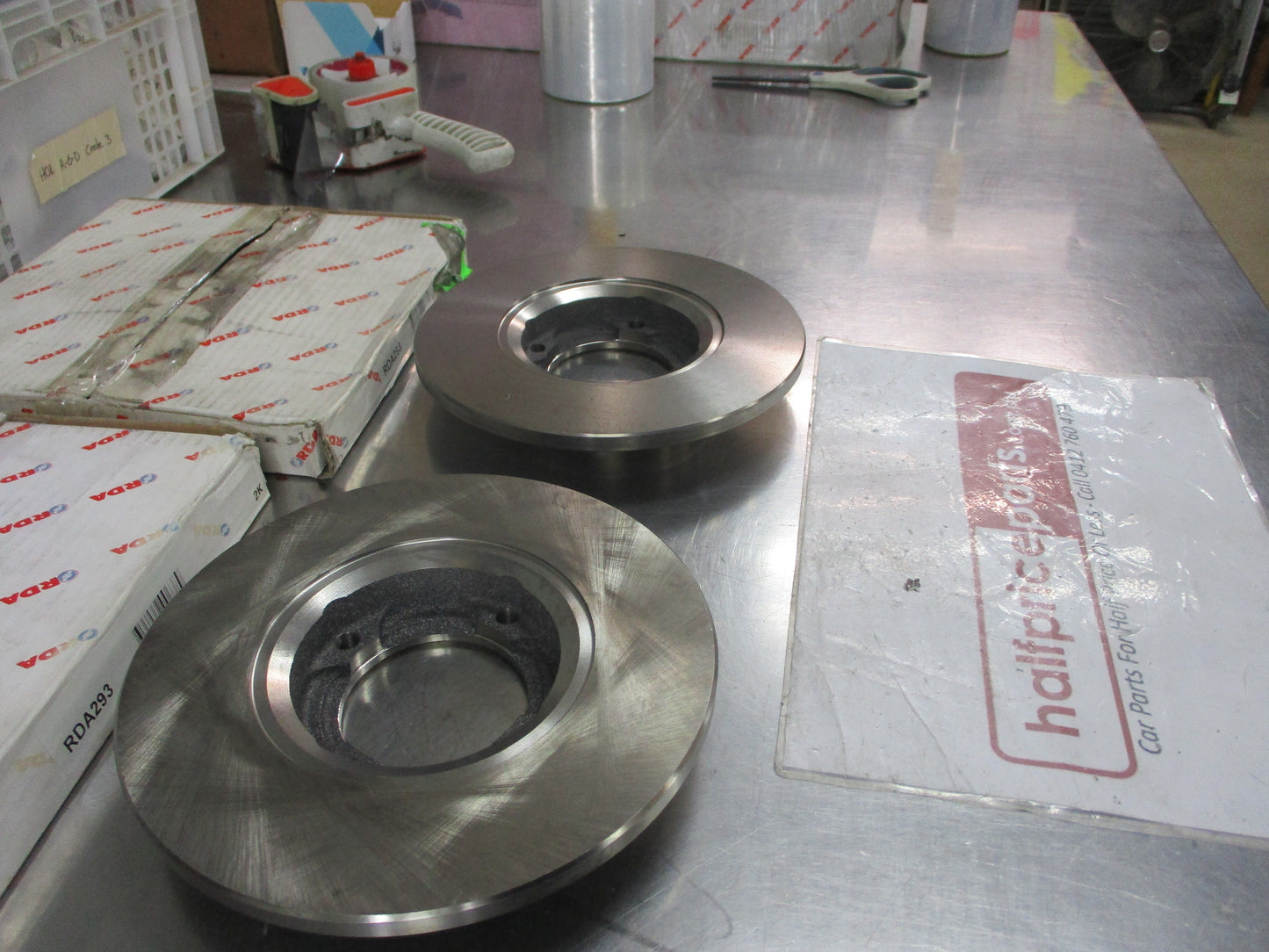 RDA Front Disc Brake Rotors Pair Suits Daihatsu Charade New Part