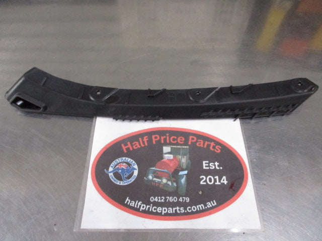 Hyundai Elantra Genuine Left Hand Front Side Bumper Bracket New Part