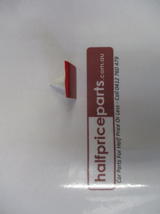 Suzuki Swift Genuine Glass Clip Fastener New Part