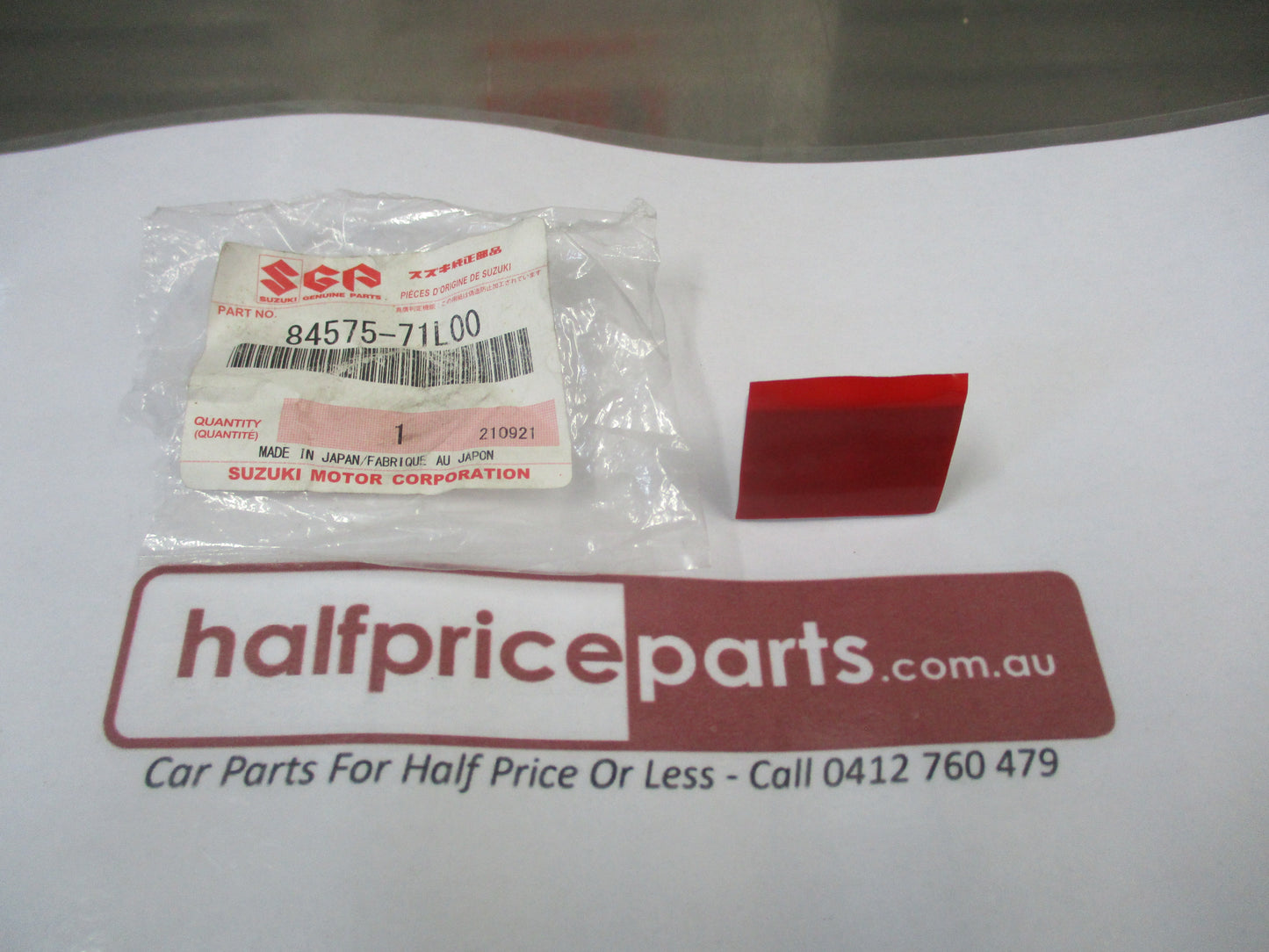 Suzuki Swift Genuine Glass Clip Fastener New Part