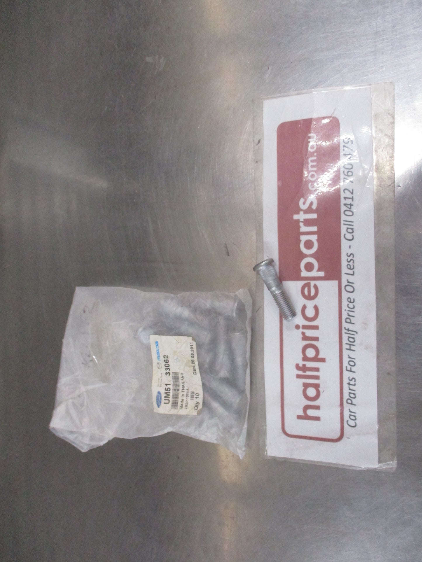 Mazda B2500/Ford 4X4 Genuine Front Wheel Stud New Part