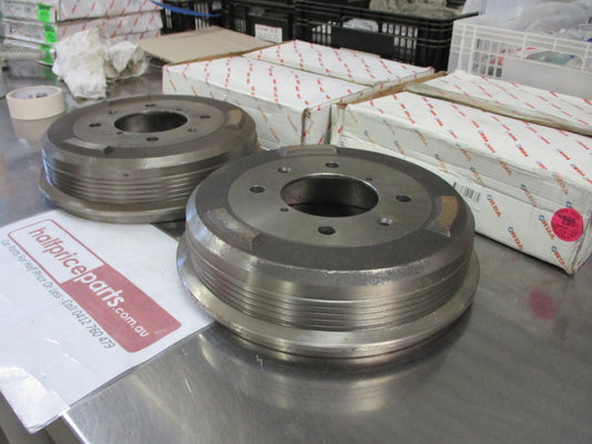 RDA Rear Brake Drum (Pair) Standard Suits Peugeot 505 Wagon New Part