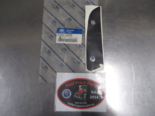 Hyundai Elantra Genuine Left Hand Rear Spoiler Pad (Passenger) New Part