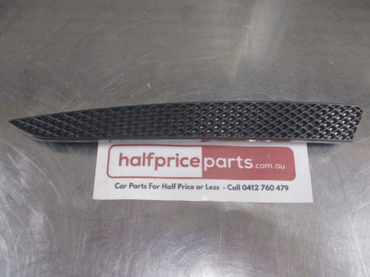 Ford ZG Escape/TF/FTII Kuga Genuine Left Hand Front Head Light Grille New Part