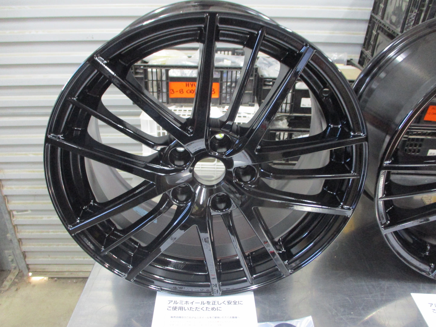 Subaru STI Genuine Set 4 Alloy Wheels 18x8.5 With Caps And Stems New Part