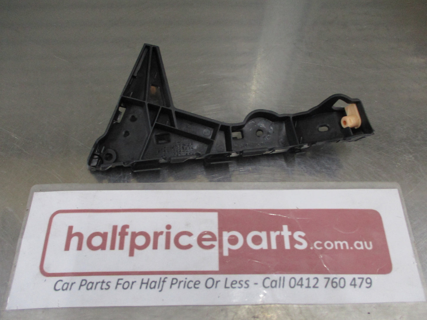 Holden Astra-H Genuine Right Hand Front Bumper Fascia Bracket New Part