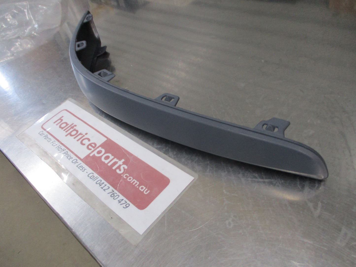 Holden Astra AH Genuine Left Hand Rear Bumper Rubbing Corner Moulding New Part