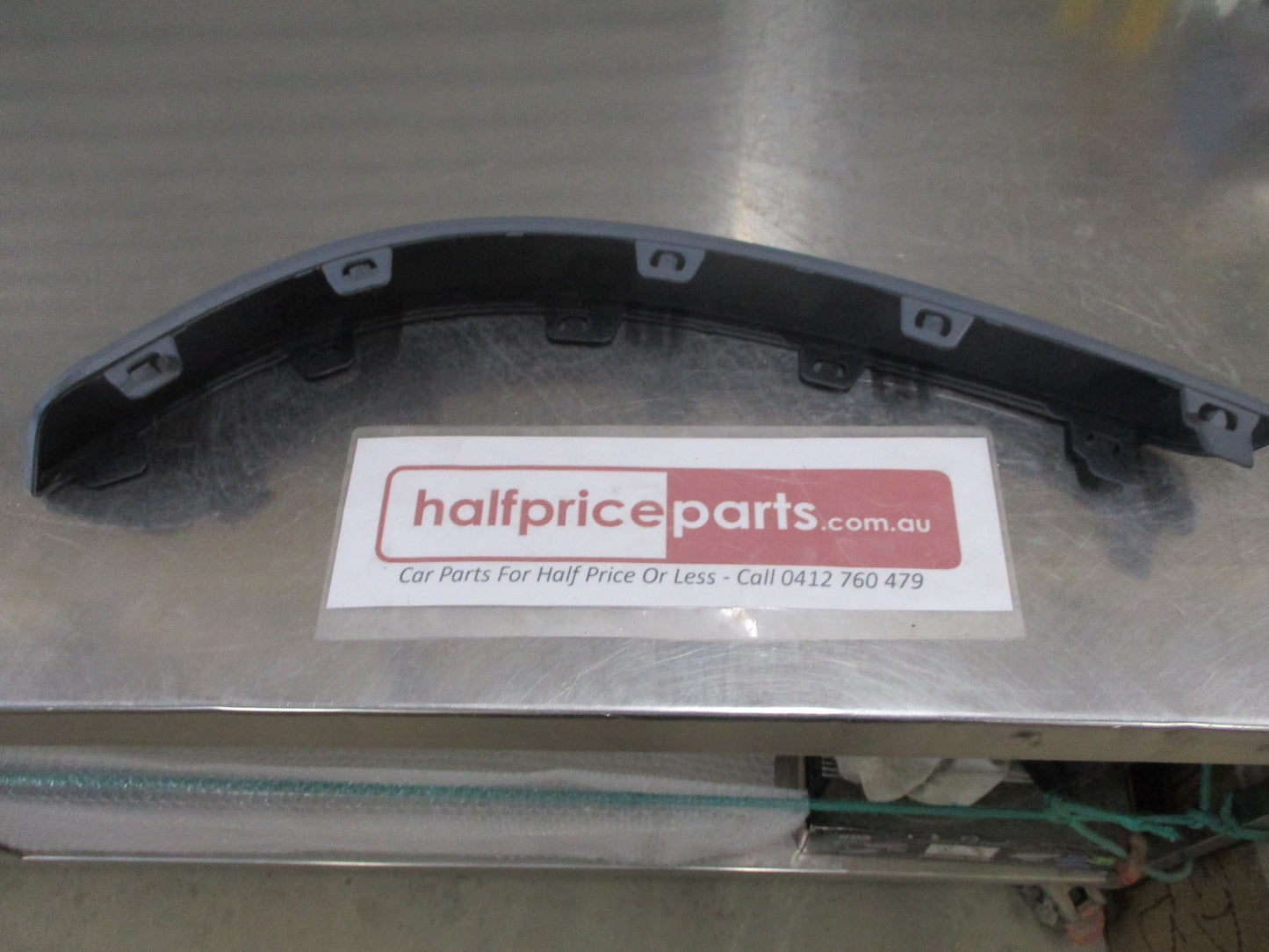 Holden Astra AH Genuine Left Hand Rear Bumper Rubbing Corner Moulding New Part