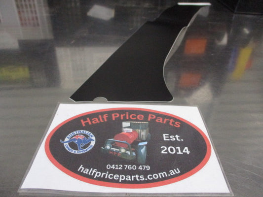 Hyundai Santa Fe Genuine Right Hand Rear Window Frame Black Out Tape New Part