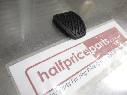 Nissan Qashqai Series II Genuine Brake Or Clutch Rubber Pedal Pad New Part