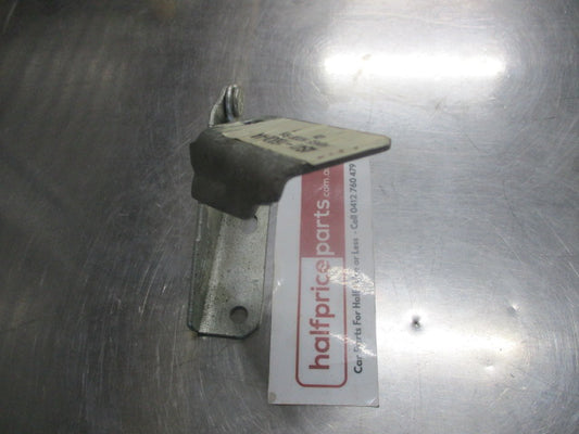 Ford Focus Genuine Right Hand Front Bonnet Hinge New Part