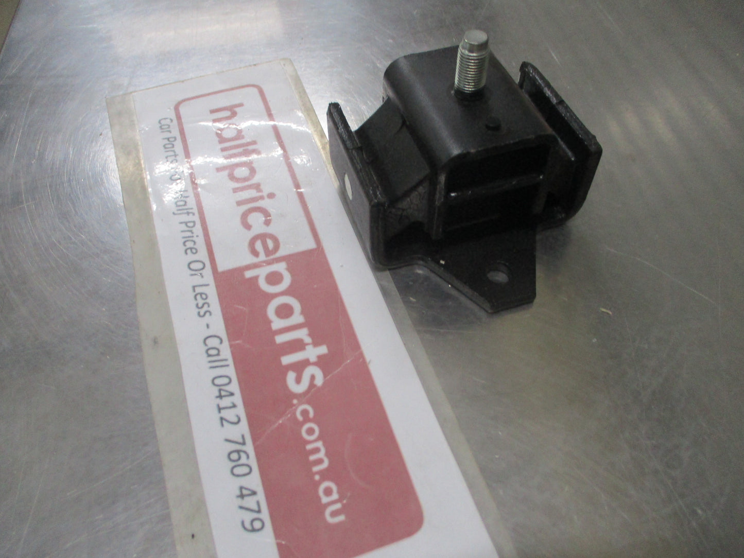 Nissan GQ/GU Genuine Gear Box Mount New Part