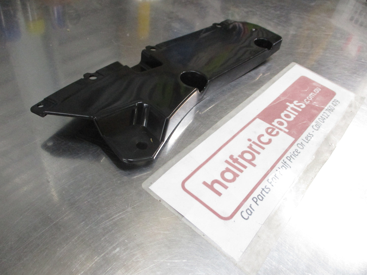 Nissan Patrol Wagon GU Y61 Genuine Right Hand Rear Bumper Bracket New Part