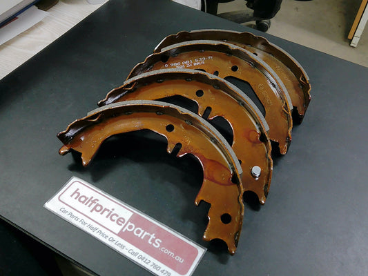 BOSCH Rear Brake Shoe Set Suits Toyota Landcruiser New Part