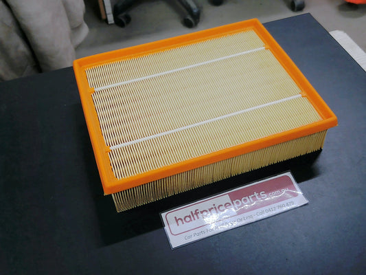 Volkswagen Transporter/Caravelle Genuine Air Filter New Part