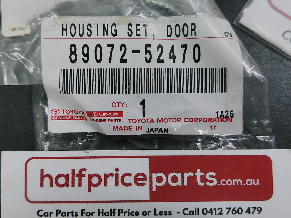 Toyota Yaris Genuine Remote Housing Set New Part