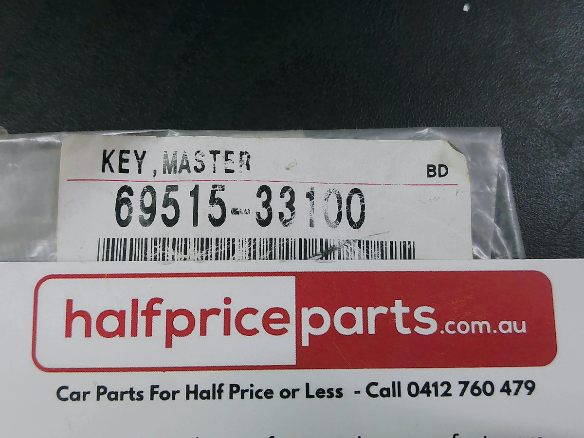 Toyota Avalon/Camry/Corolla/Highlander/Landcruiser/Prius/Rav4 Genuine Master Key Uncut New Part