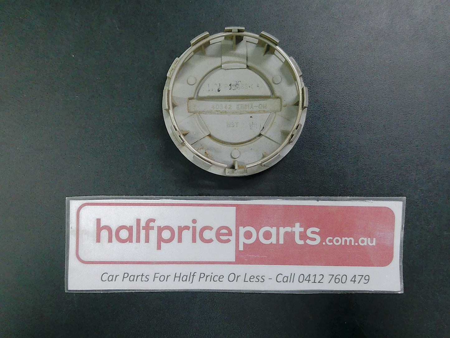 Nissan NP300 Navara Genuine Alloy Rim Centre Cap Used Part