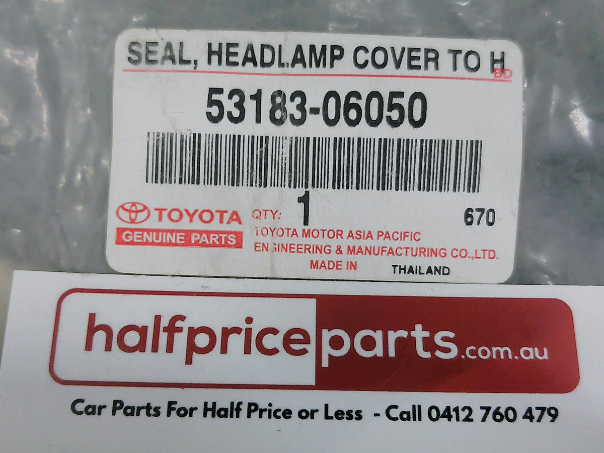 Toyota Camry/Aurion Genuine Head Light Cover To Bonnet Seal New Part