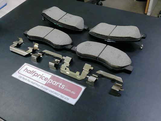 LDV G10 Genuine Front Brake Pads Set New Part
