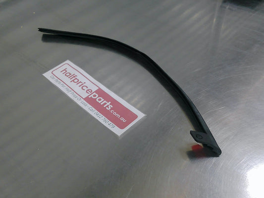 LDV G10 Genuine Weatherstrip Left Hand Rear Door Lower Weatherstrip New Part