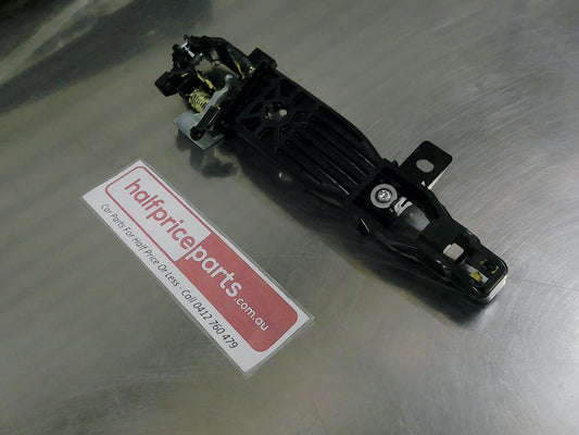 LDV G10 Genuine Right Hand Front Door Handle Bracket New Part