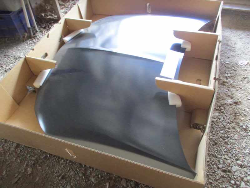 Holden ZB Commodore Lift Back Genuine Bonnet Assembly (Unpainted) New Part