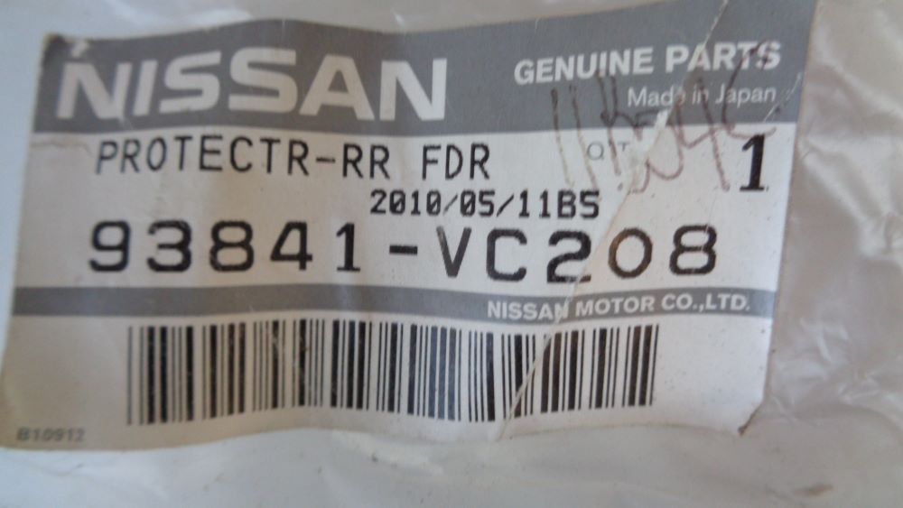 Nissan Patrol Wagon Genuine Left Hand Rear Flare Rubber New Part