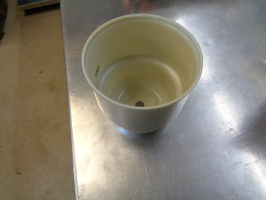 Mahindra Pik Up 4x4 Genuine Push Through Cap New Part