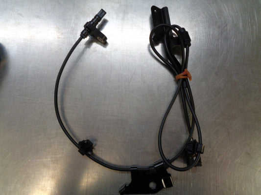Toyota Rav 4 Genuine Right Hand Front Speed Sensor New Part