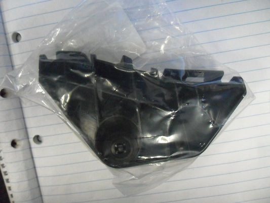 Toyota corolla Genuine Left Hand Upper rear Bar Retainer New Part