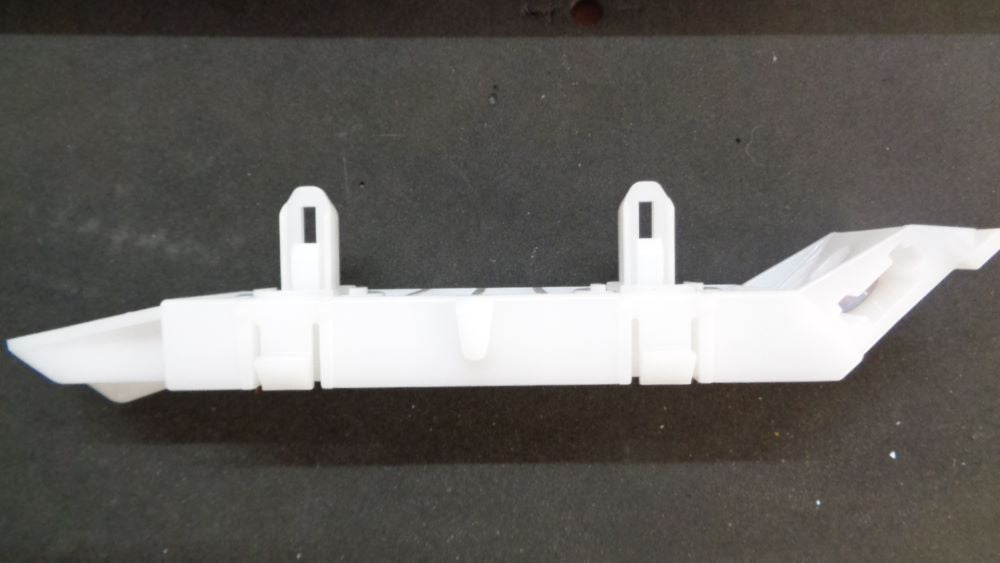 Suzuki Grand Vitara Genuine left hand front bumper cover holder new part