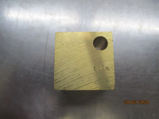 Nissan Maxima / Bluebird Genuine A/C Connector New Part