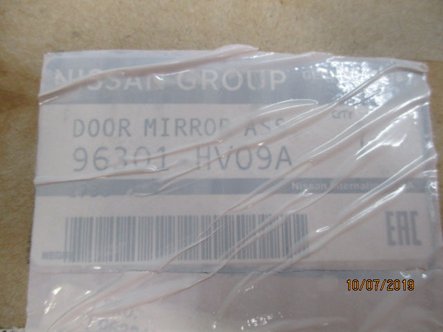 Nissan Qashqai J11E Genuine Drivers Electric Mirror Assy New Part