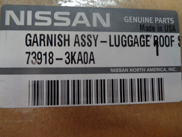 Nissan R52 Pathfinder Genuine Right Hand Rear Roof Garnish Assy New Part