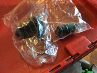 Toyota Dyna genuine clutch cylinder kit new part 1987-1988