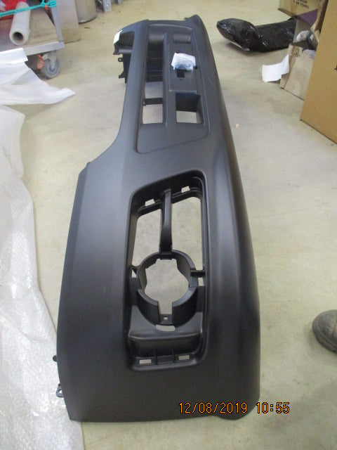 Nissan Urvan E25 Genuine Front Bumper Bar Cover New Part