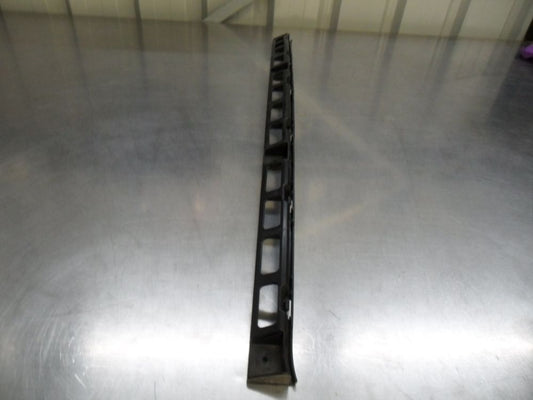 VW Polo Genuine Rear Centre Bumper Mounting Bracket New Part