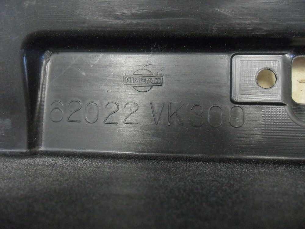 Nissan Navara D22 Genuine Front Bumper Bar Cover New Part