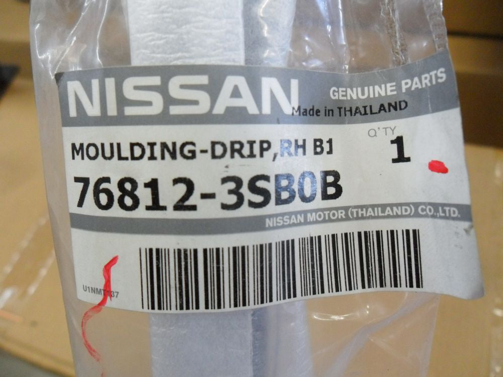 Nissan Pulsar Genuine B17 RHS Roof Drip Moulding New Part