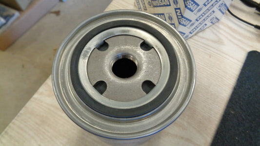 Nissan Terrano Genuine Diesel Oil Filter New Part