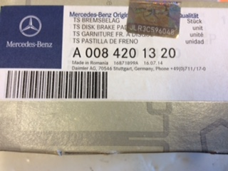 Mecedes-Benz W205 Genuine rear brake pads set new part