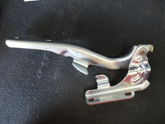 Nissan Elgrand Genuine Left Bonnet Hinge New Part