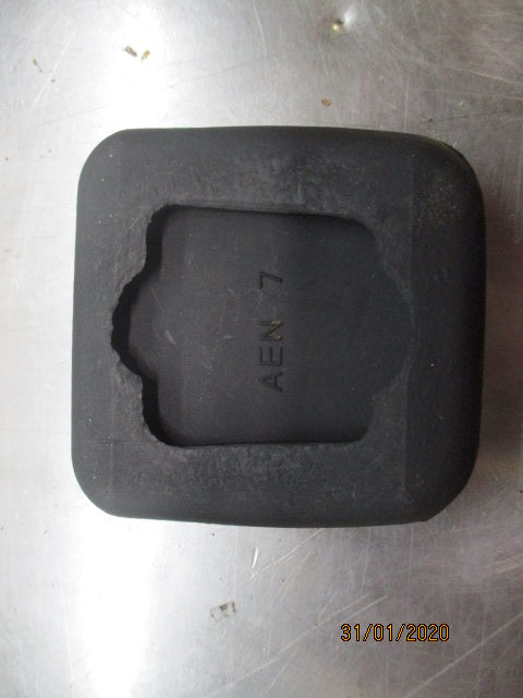 Nissan Pathfinder-D22 Genuine Clutch Pedal Rubber New Part