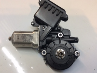 Toyota Camry / Aurion Genuine Drivers Power Window Regulator New Part