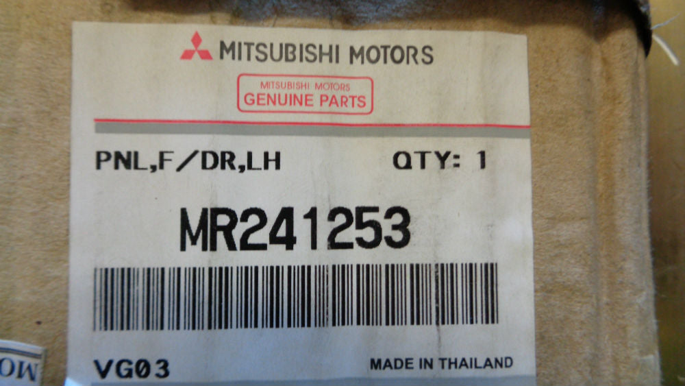 Mitsubishi Triton Genuine passenger front outer door skin new part